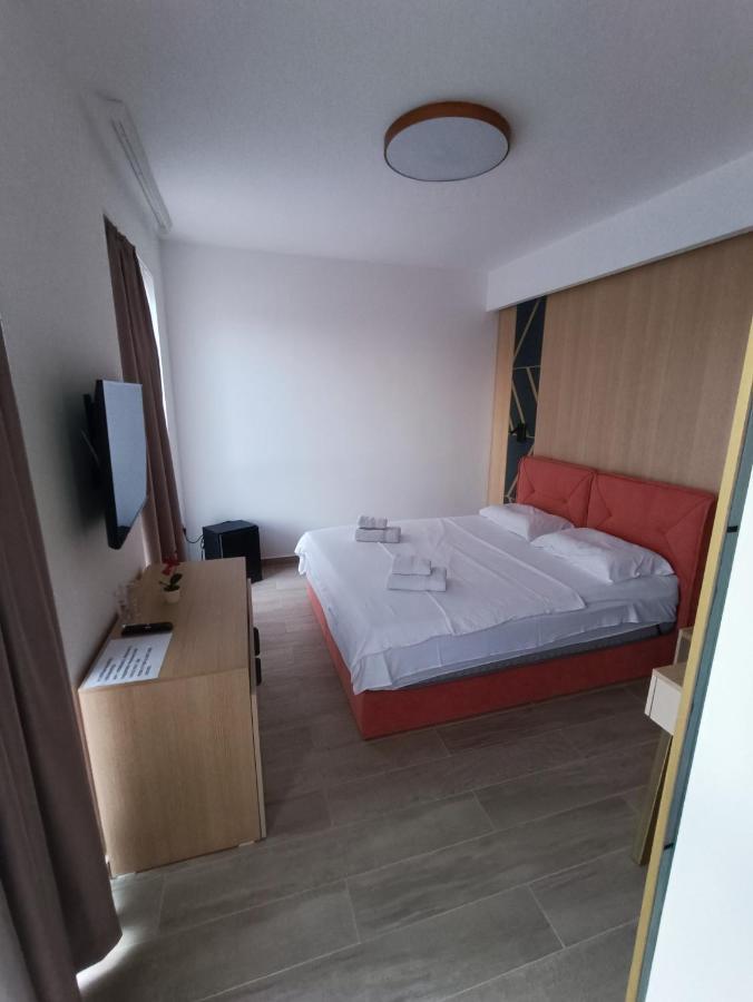 Premium - Dragovic Apartments 울친 외부 사진