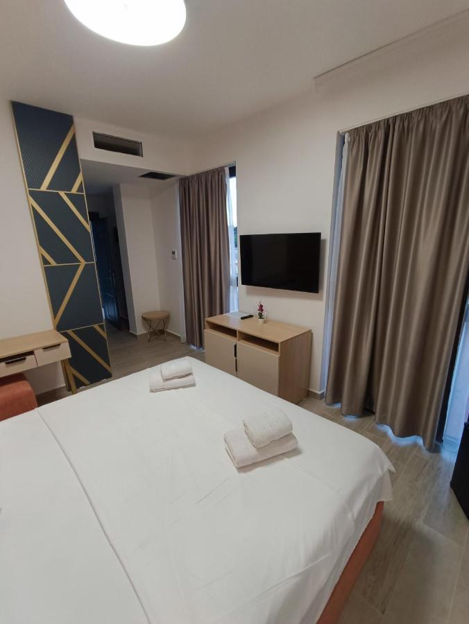 Premium - Dragovic Apartments 울친 외부 사진